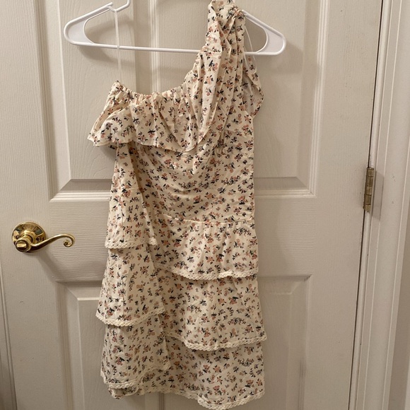 One shoulder floral dress - Picture 4 of 5